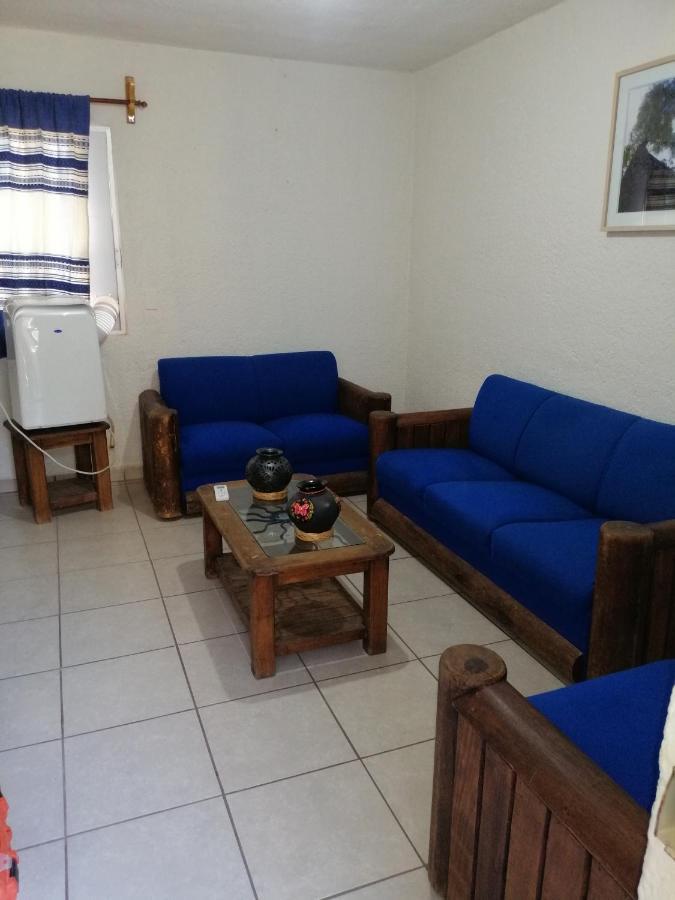Departamento La Crucecita, Con Aire Acondicionado, Excelente Ubicacion, En Segunda Planta Apartment Santa Cruz Huatulco Ngoại thất bức ảnh