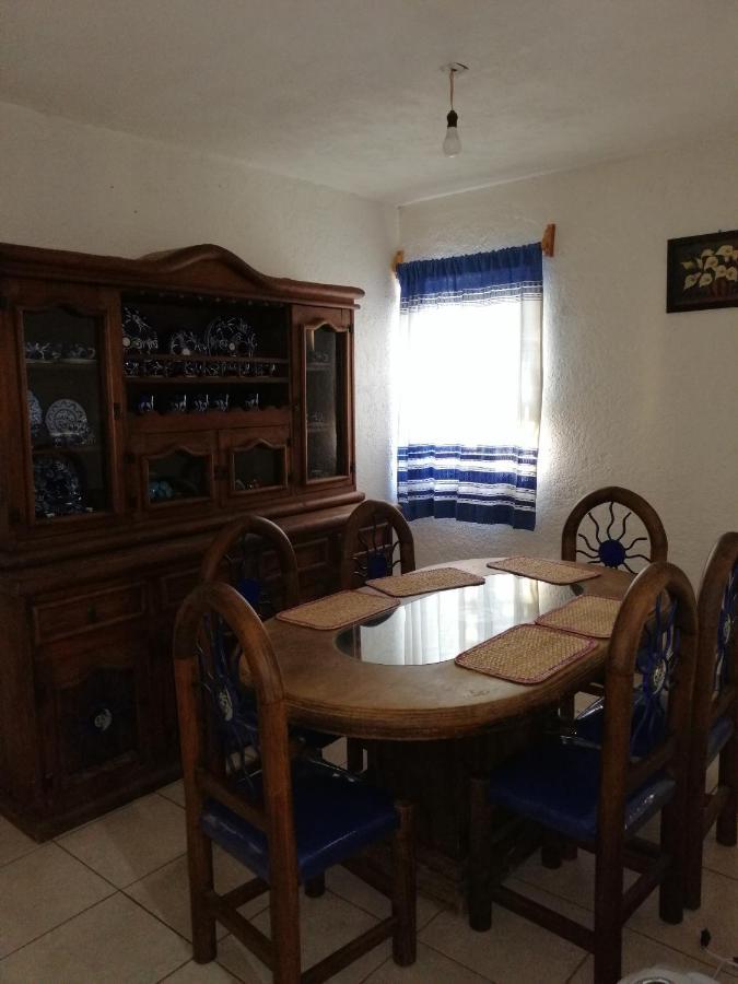 Departamento La Crucecita, Con Aire Acondicionado, Excelente Ubicacion, En Segunda Planta Apartment Santa Cruz Huatulco Ngoại thất bức ảnh