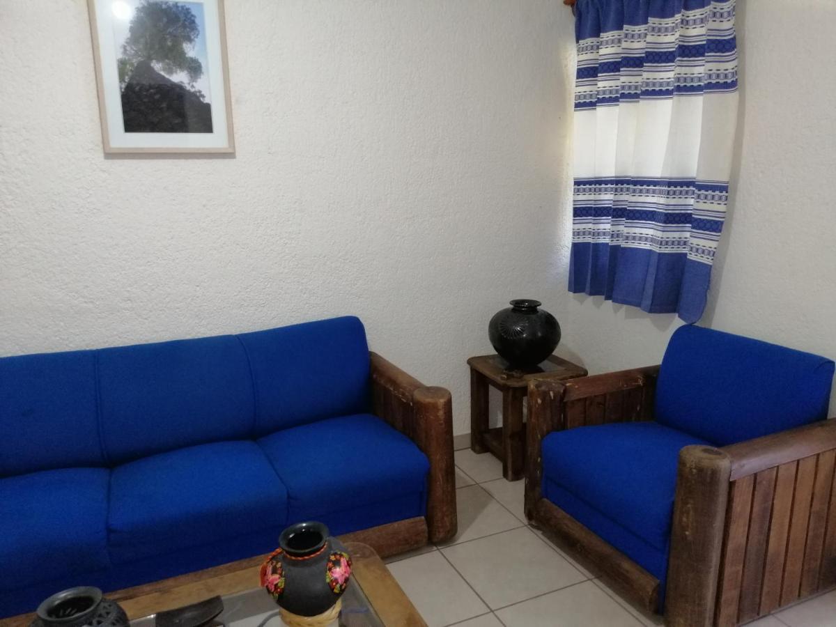 Departamento La Crucecita, Con Aire Acondicionado, Excelente Ubicacion, En Segunda Planta Apartment Santa Cruz Huatulco Ngoại thất bức ảnh