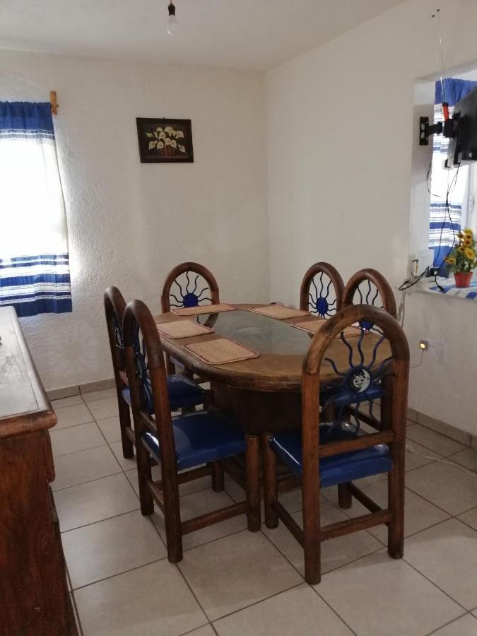 Departamento La Crucecita, Con Aire Acondicionado, Excelente Ubicacion, En Segunda Planta Apartment Santa Cruz Huatulco Ngoại thất bức ảnh